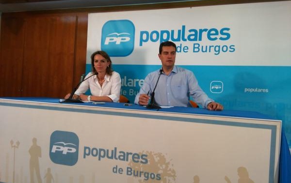Lorena de la Fuente y Ángel Ibáñez han presentado las propuestas deportivas del programa electoral.